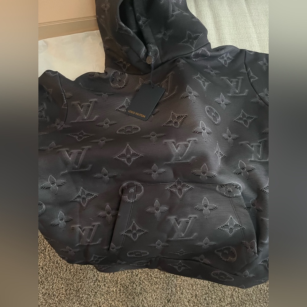Louis Vuitton Sweatshirt